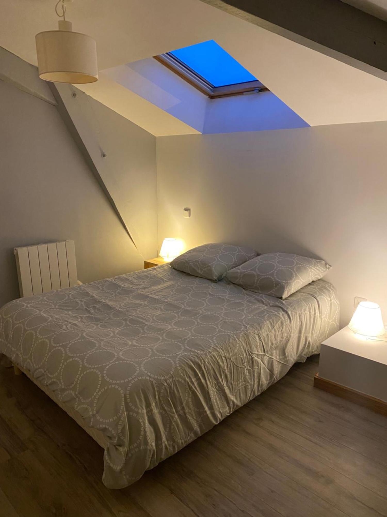 Proche Bordeaux Centre : Petite Maison De +parking Cenon